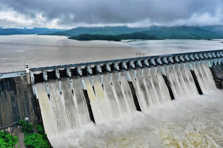 Sardar Sarovar Narmada Dam was flooded in the first place! The dam level reached 138.67 meters for the second time in the season