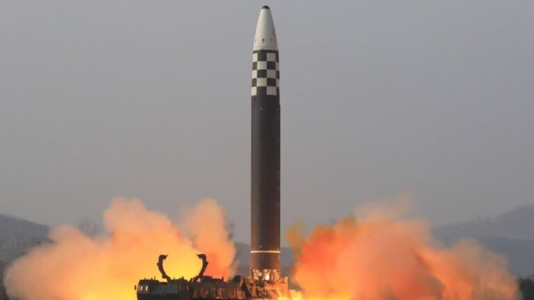 North Korea launches 10 more ballistic missiles! The turmoil spread from South Korea to Japan