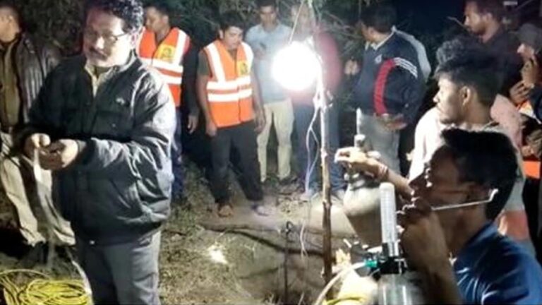 Child falls into 400-feet-deep borewell while playing, trapped at 60 feet, being fed oxygen and juice through pipes