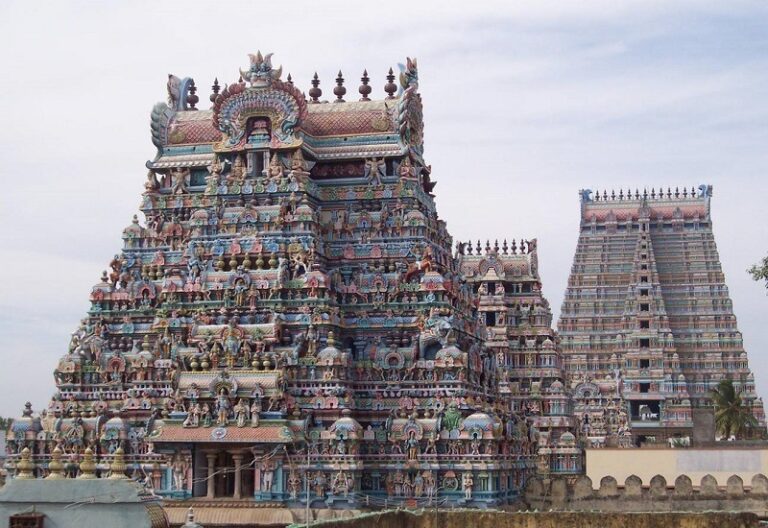 The city inside this Indian temple is bigger than Vatican City in Europe!