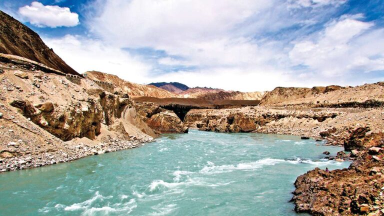 On receiving India's notice, Pakistan fell on its knees, ready to discuss the Indus Water Treaty