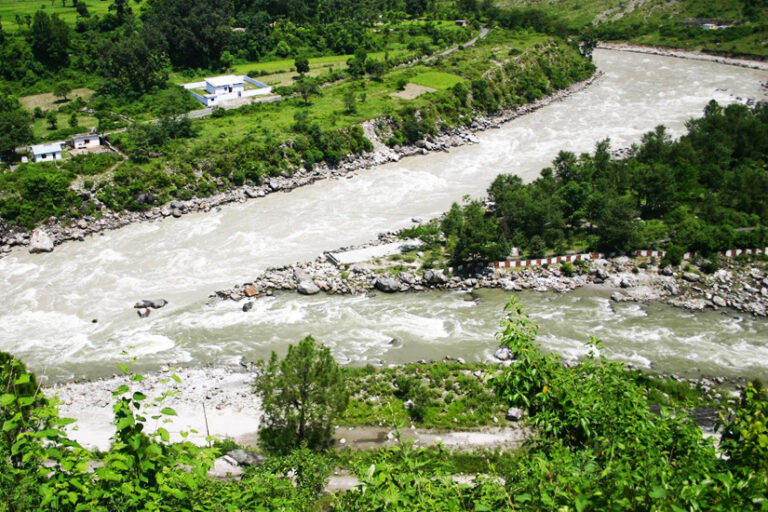 Nandprayag is a wonderful city nestled in the lap of nature, a must visit during summer holidays.