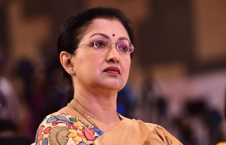 Actress Gautami Tadimalla resigned from BJP and targeted senior leaders